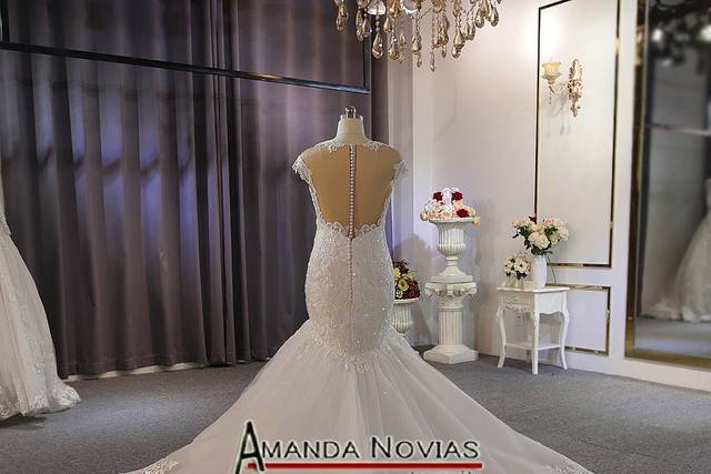 Amanda 2024 novias review