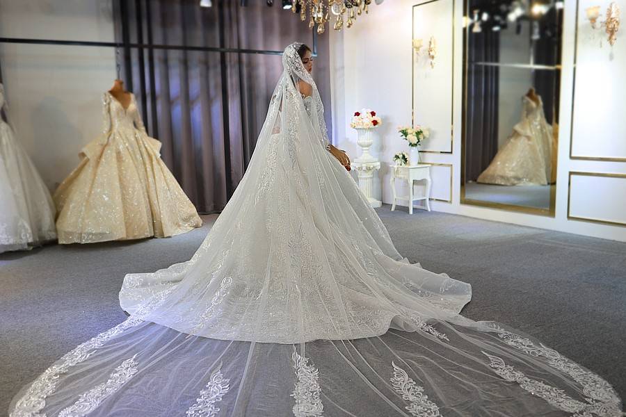 2020 amanda novias collection