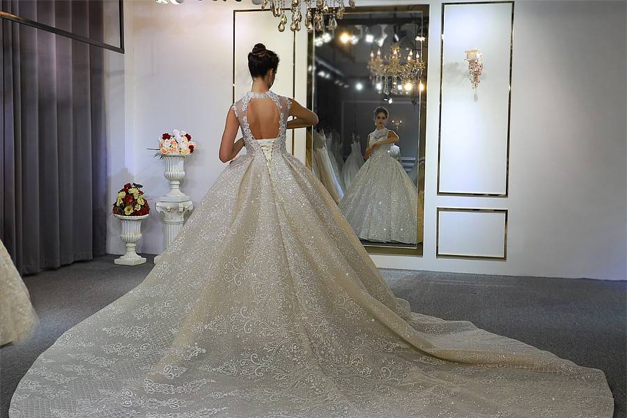 2020 amanda novias collection