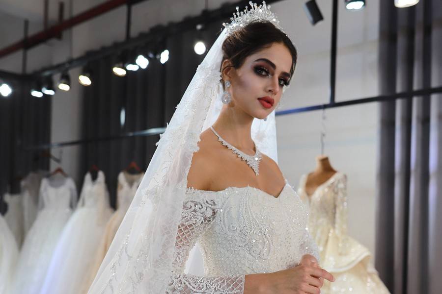 2020 amanda novias collection