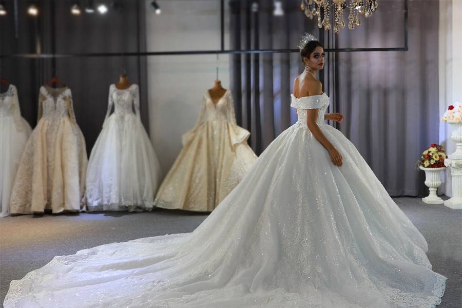 2020 amanda novias collection