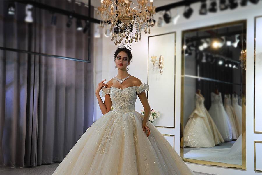 2020 amanda novias collection