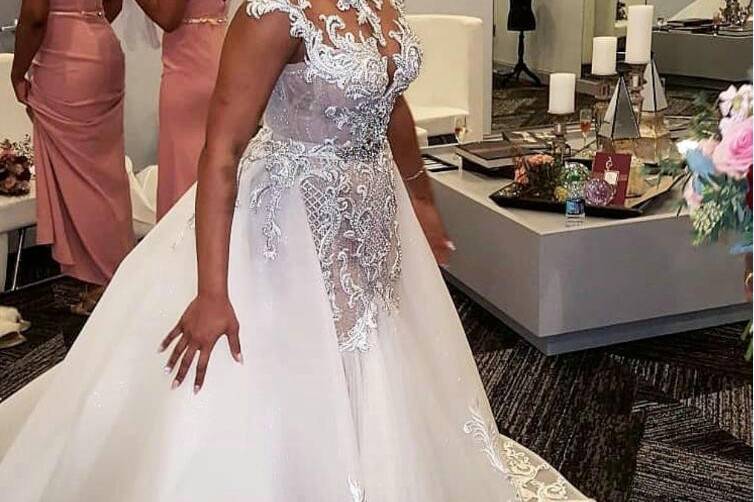 2020 amanda novias collection