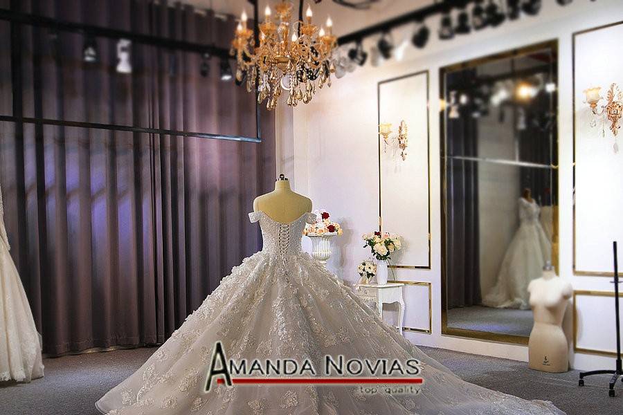 2020 amanda novias collection