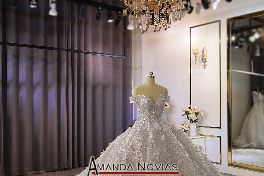 2020 amanda novias collection