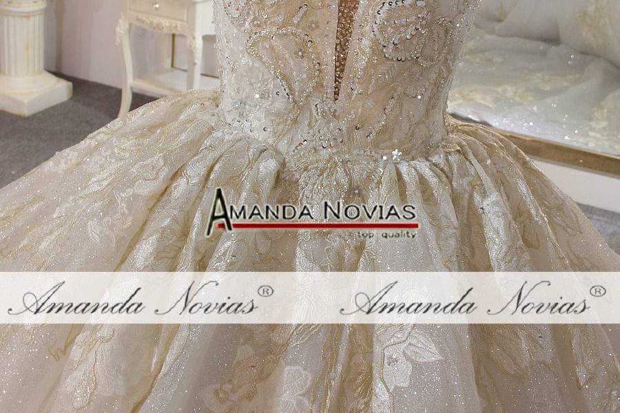 2020 amanda novias collection