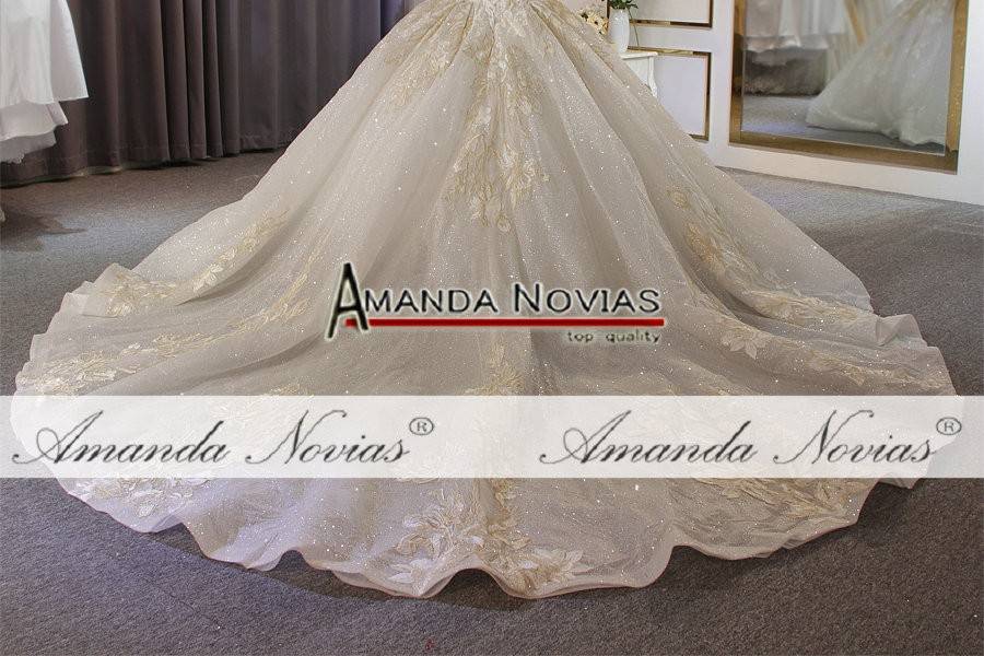 2020 amanda novias collection