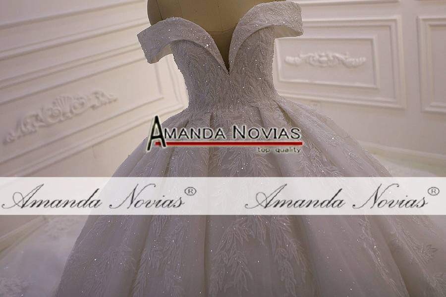 2020 amanda novias collection