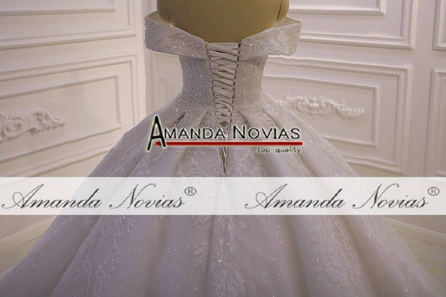 2020 amanda novias collection