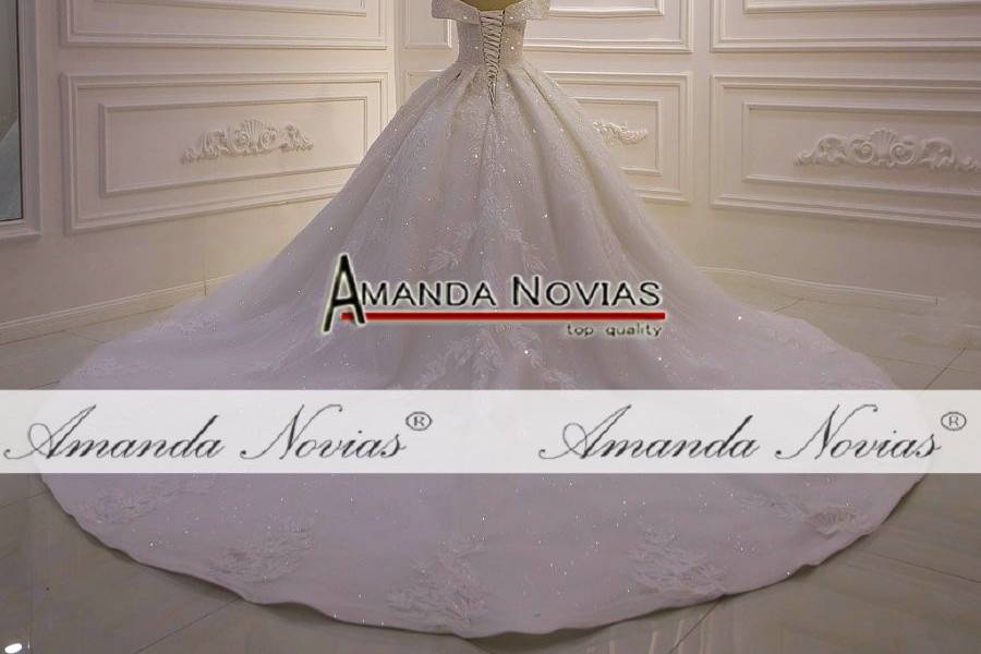 2020 amanda novias collection