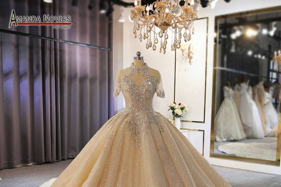 2020 amanda novias collection