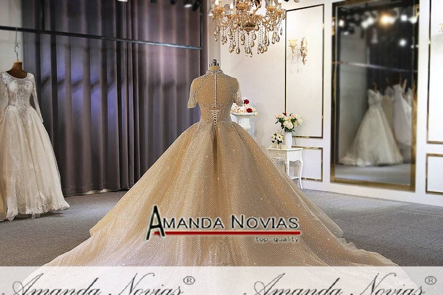 2020 amanda novias collection