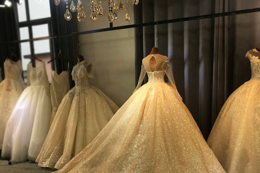 Expensive Prices Luxury Beading Wedding Dress High Neck Long Train New Bridal  Dress Novias - Wedding Dresses - AliExpress