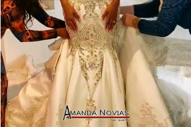 2020 amanda novias collection