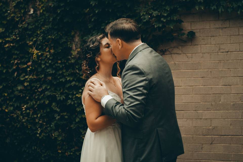 Newlyweds kiss