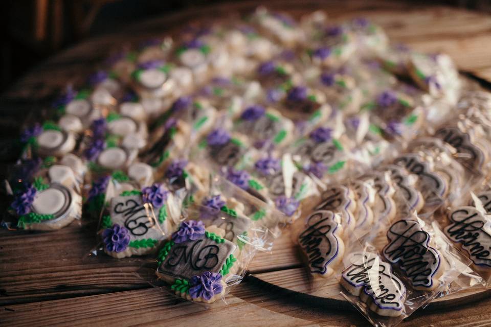 Custom wedding favor cookies