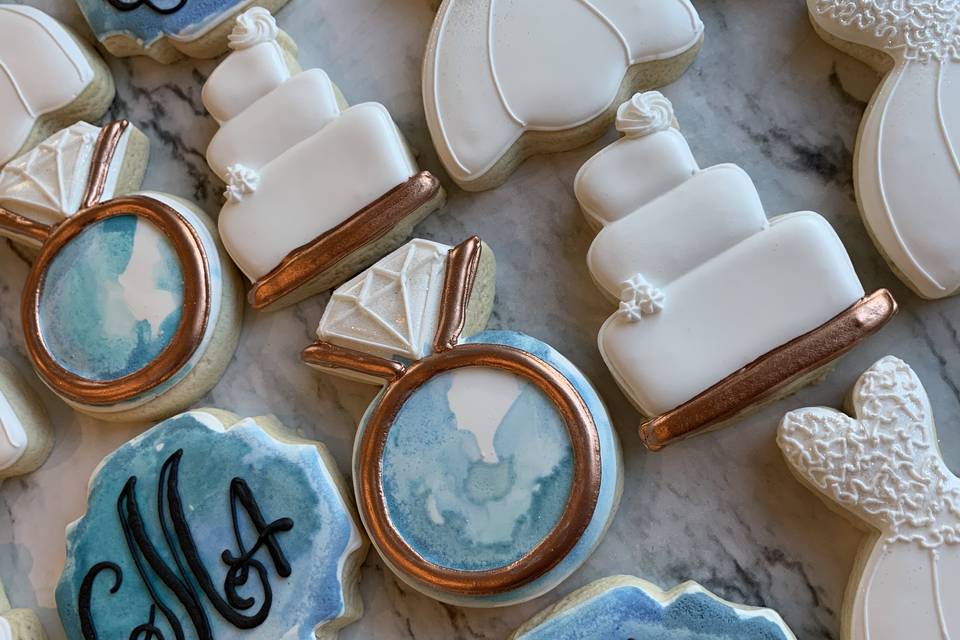 Engagement cookies in blue