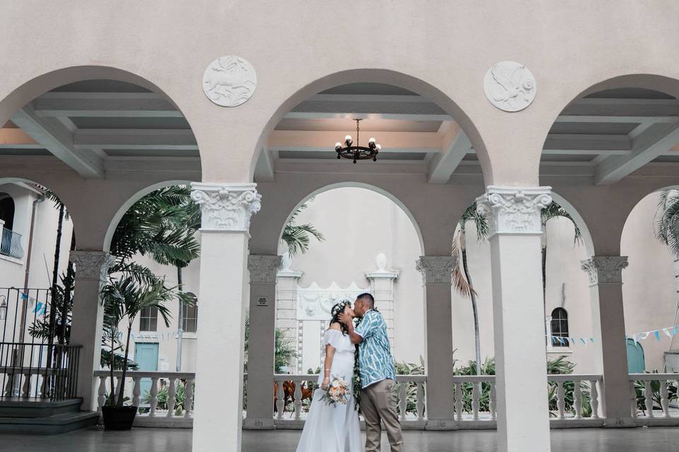 Oahu wedding photographer