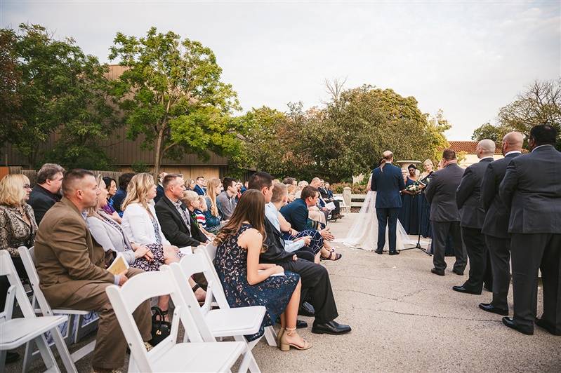 BrookfieldZoo officiant