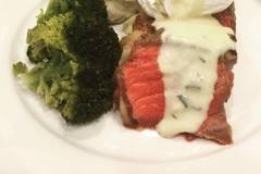 NY Strip with a pouched egg, bernaise sauce, mashed and broccoli
