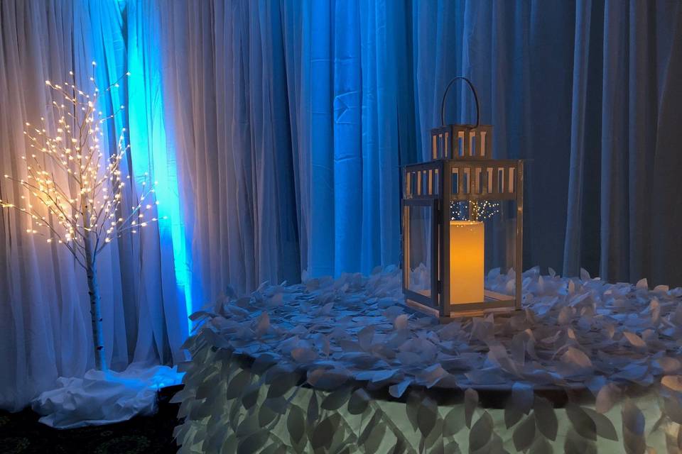 Lantern centerpiece