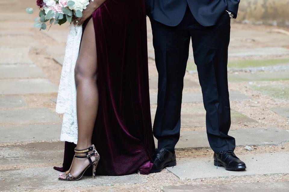 Fall bride and groom