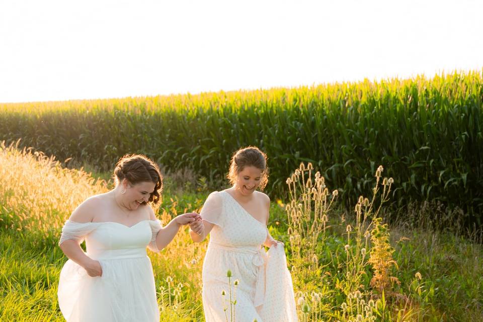 Golden hour brides Hudson, IL