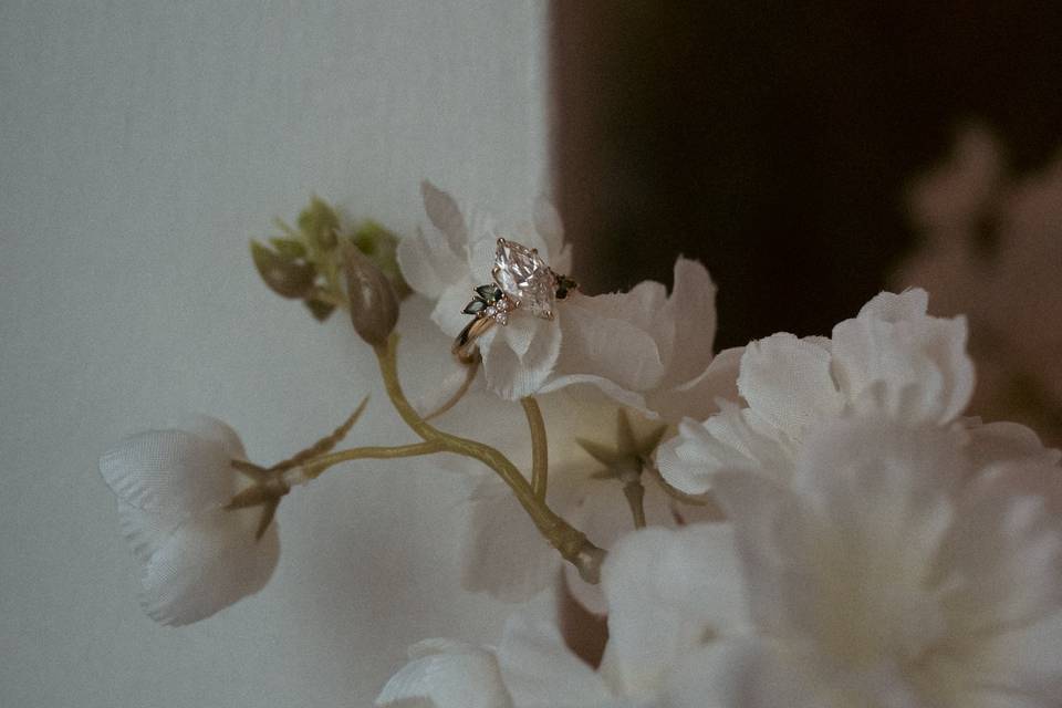 Ring in Flowers
