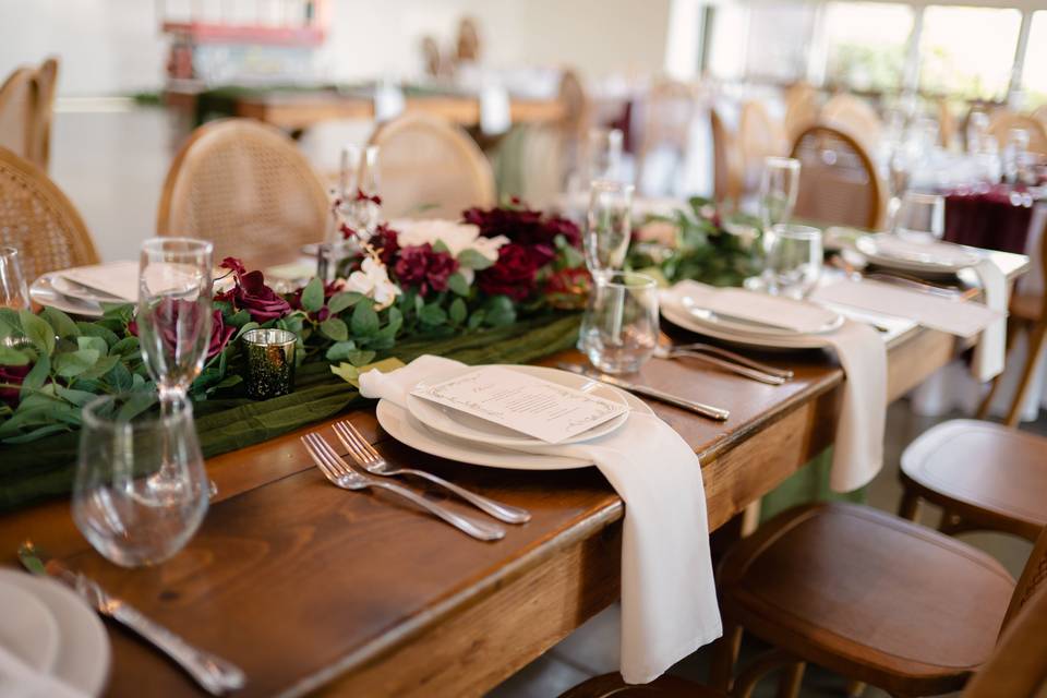 Tablescape at Pear Tree Estate