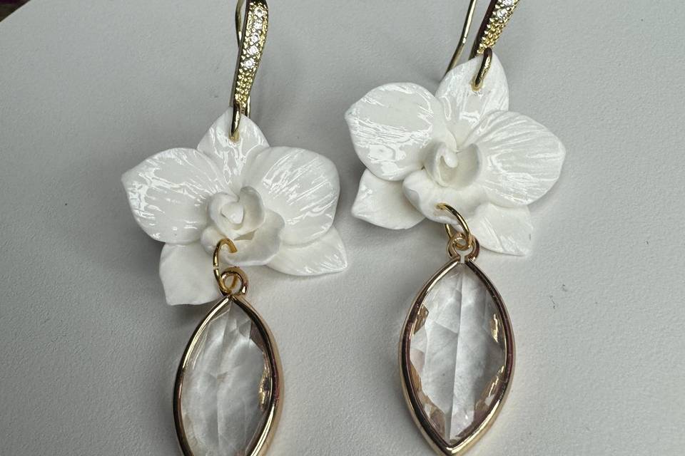 Orchid w/ crystal dangles