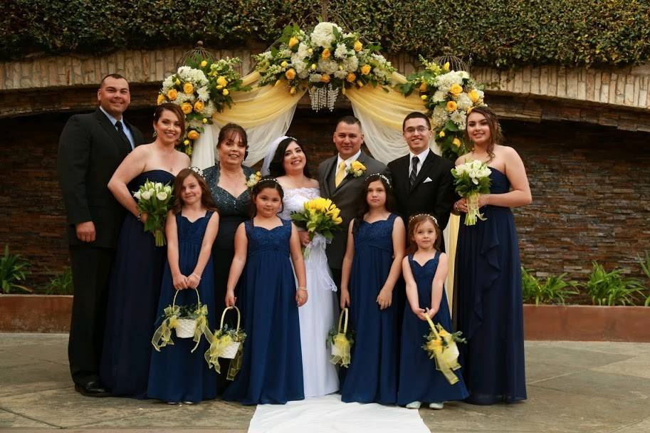 Flower girl's hairstyles