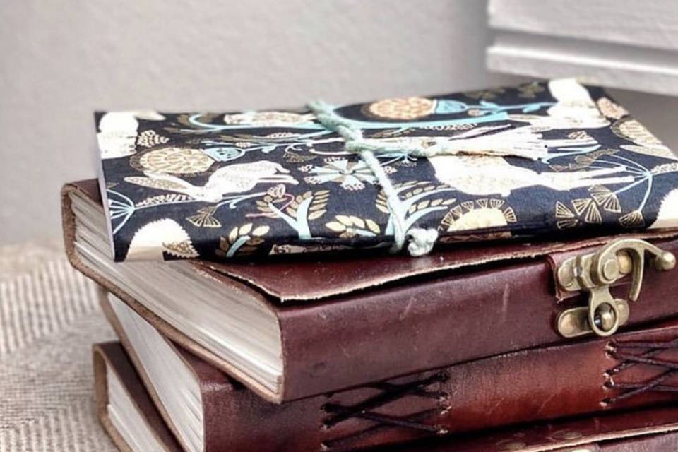 Customizable leather journals