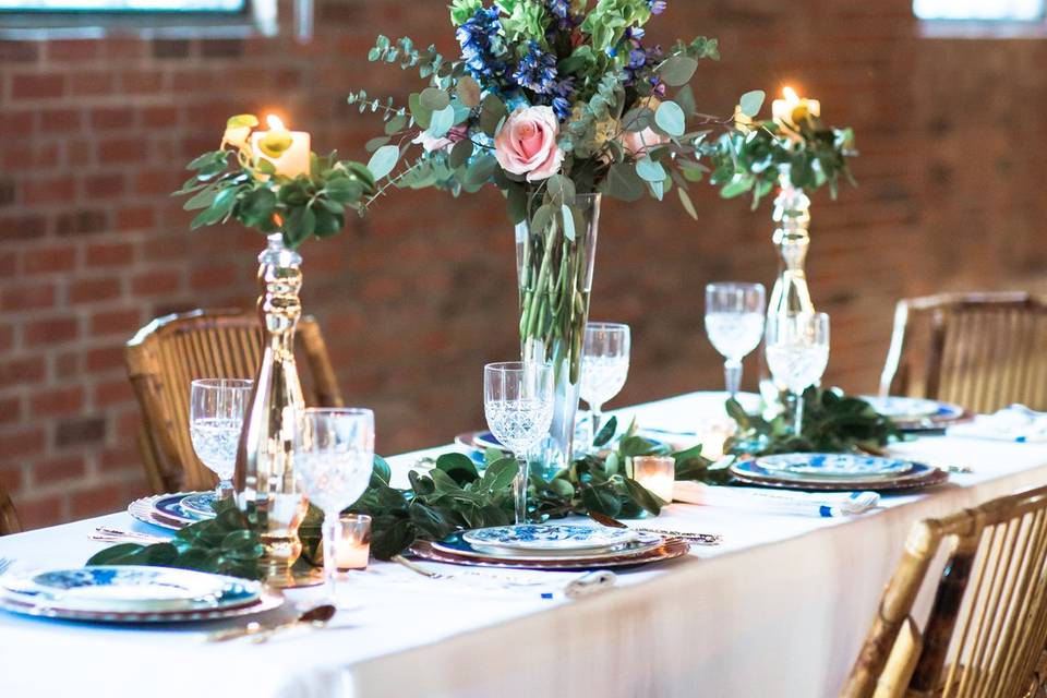 Delicate tablescapes, Photo by NDC Photography