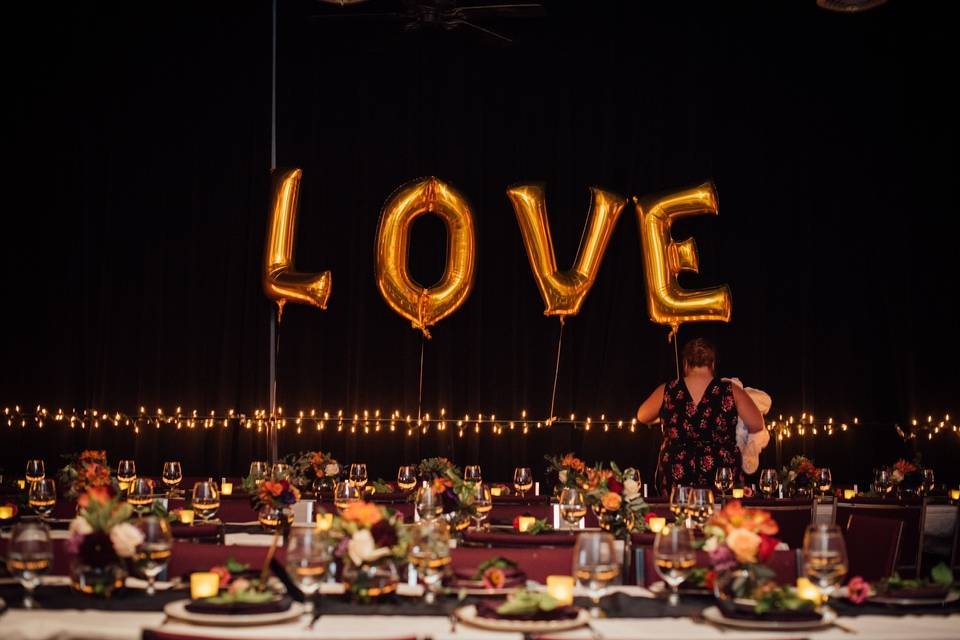 Banquet setting