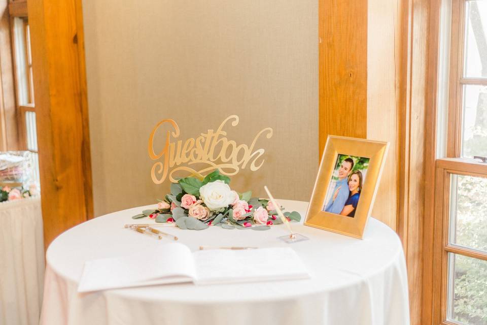 Guestbook Table