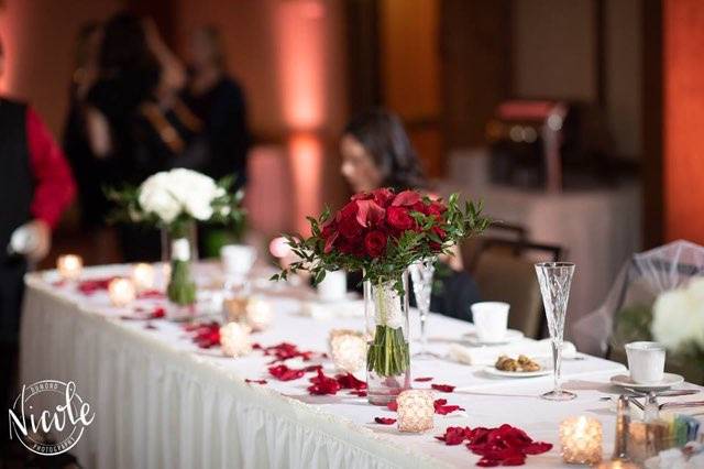 Head table decor