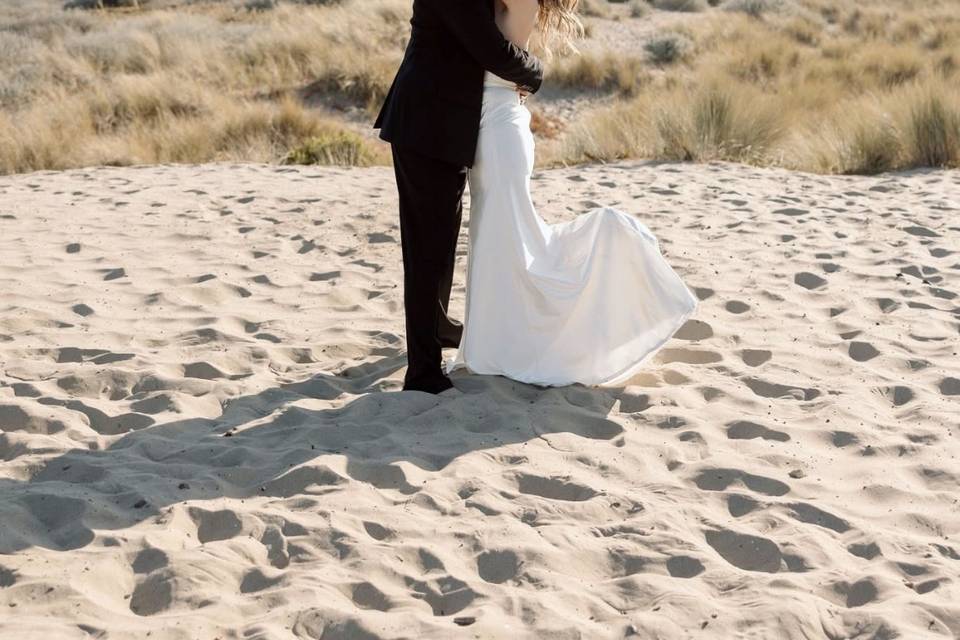 You may kiss the bride!