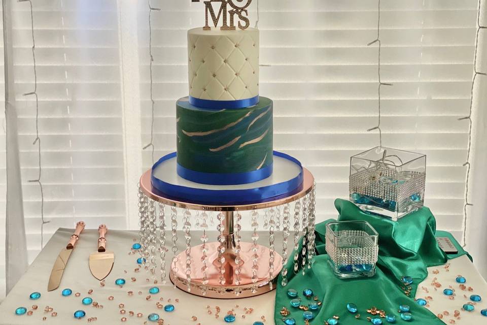 Indian-inspired wedding cake