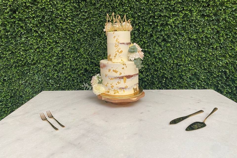 Naked and gold  cake