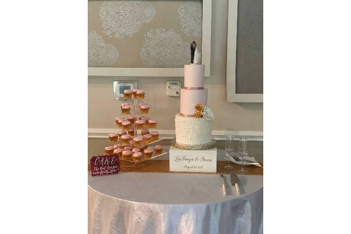 Flower petal wedding cake