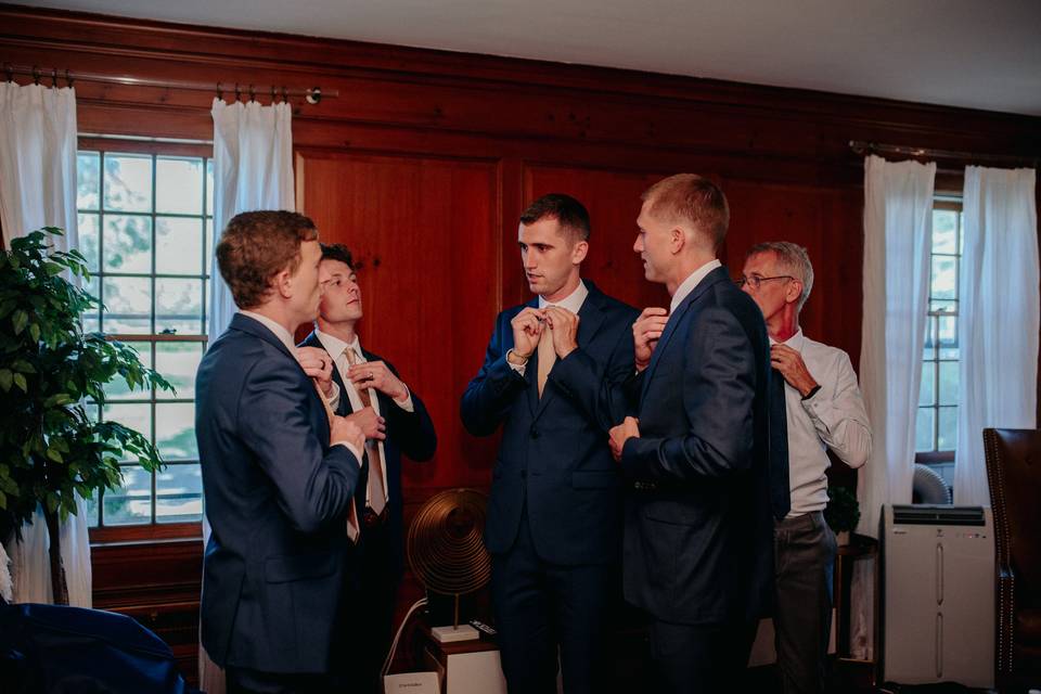 Groomsmen