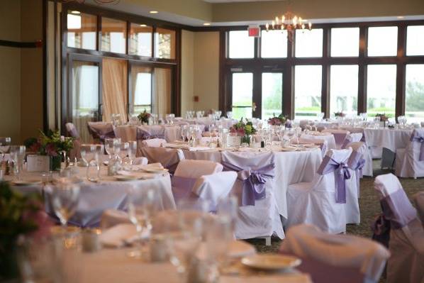 Dance floor in the Bay room with dining in the adjacent Cliff Room with a maximum of 150 guests.