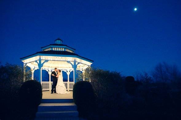 What a beautiful night at the Gazebo!  Clear skies set the mood for this couple.