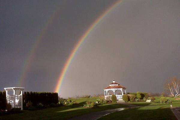 White Cliffs Country Club