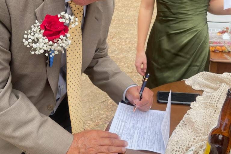 Signing the license