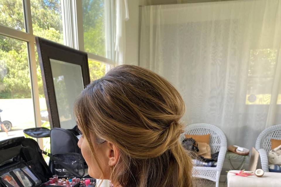 Hawaii wedding hair salon