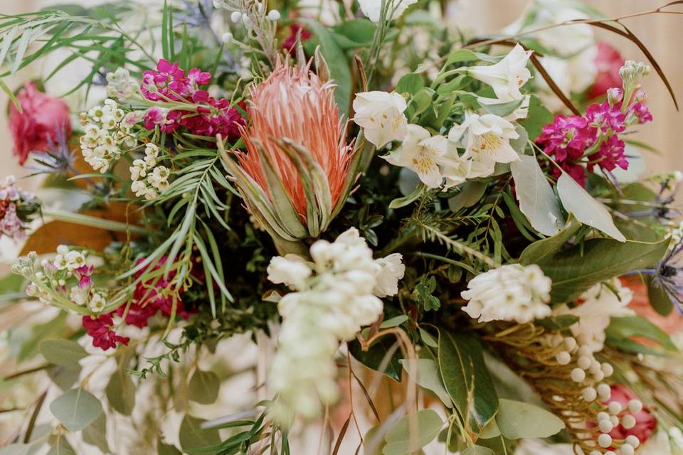 Organic Moody Centerpiece