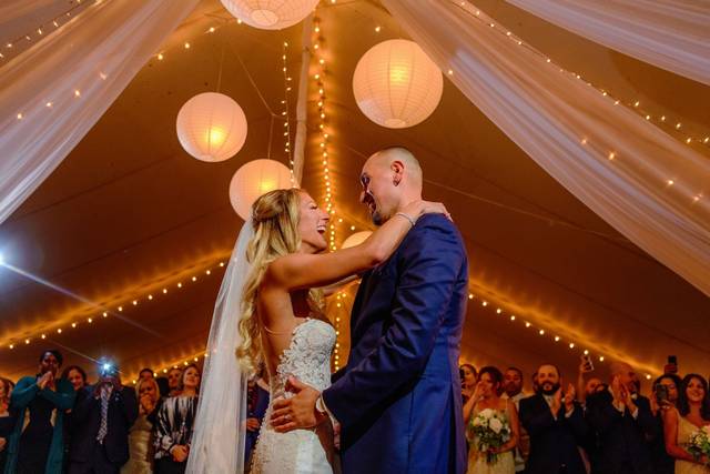 Couple on the dancefloor