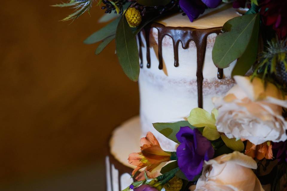 Wedding Cake by Sweet Stuff