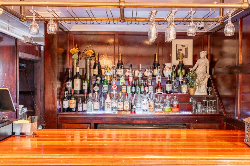 Tuscan Bar